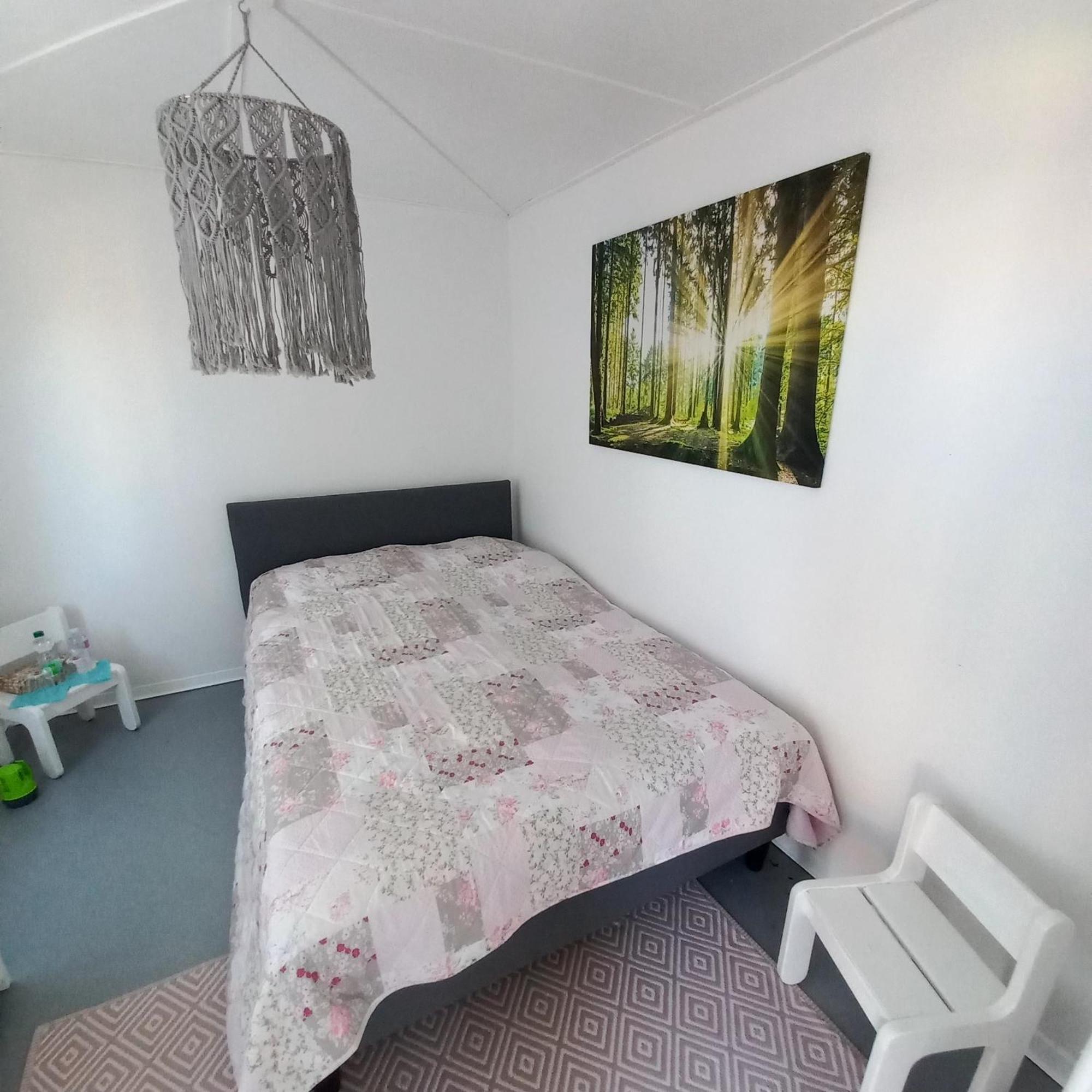 Ferienwohnung Wettin Szoba fotó