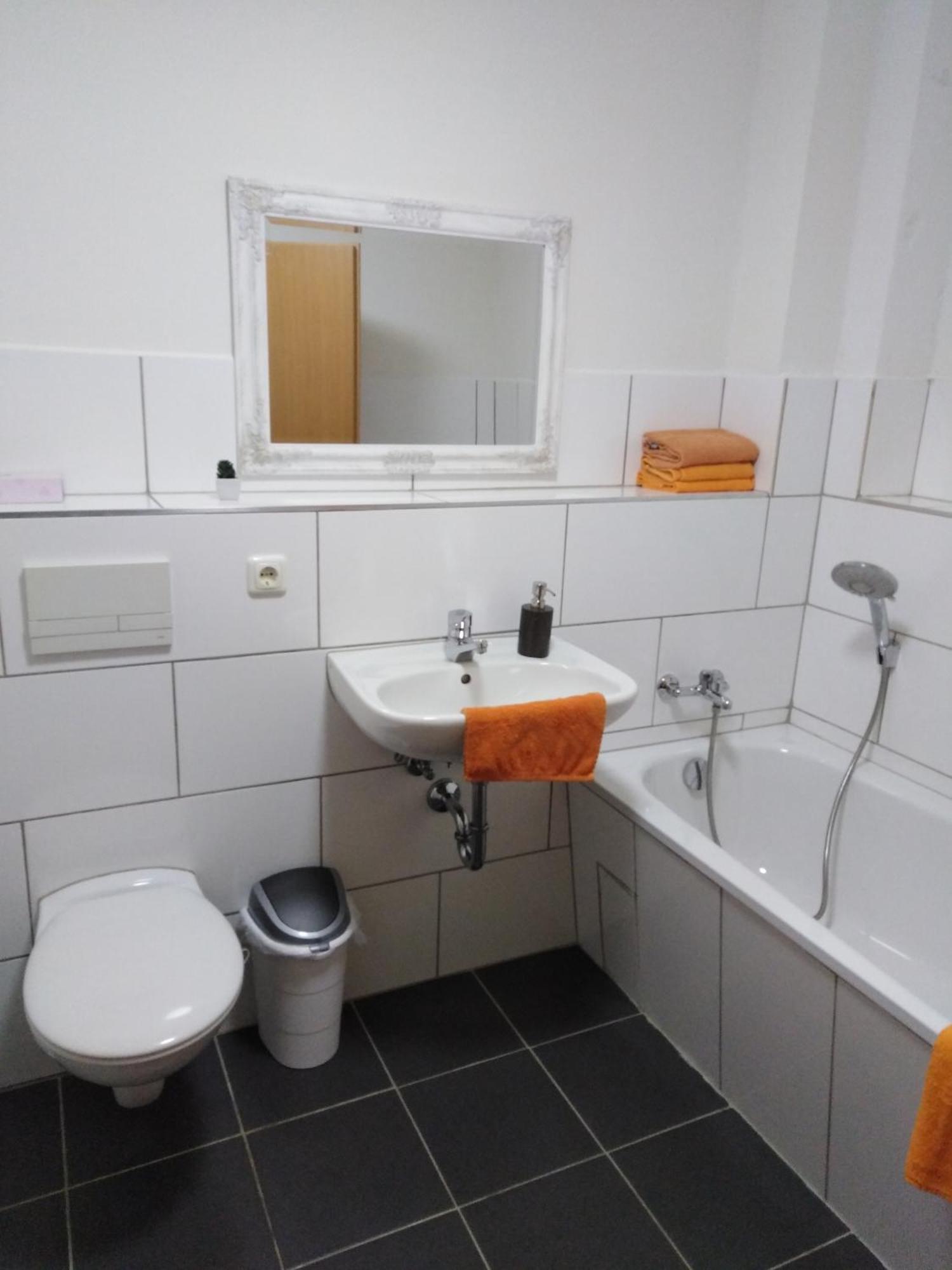 Ferienwohnung Wettin Szoba fotó